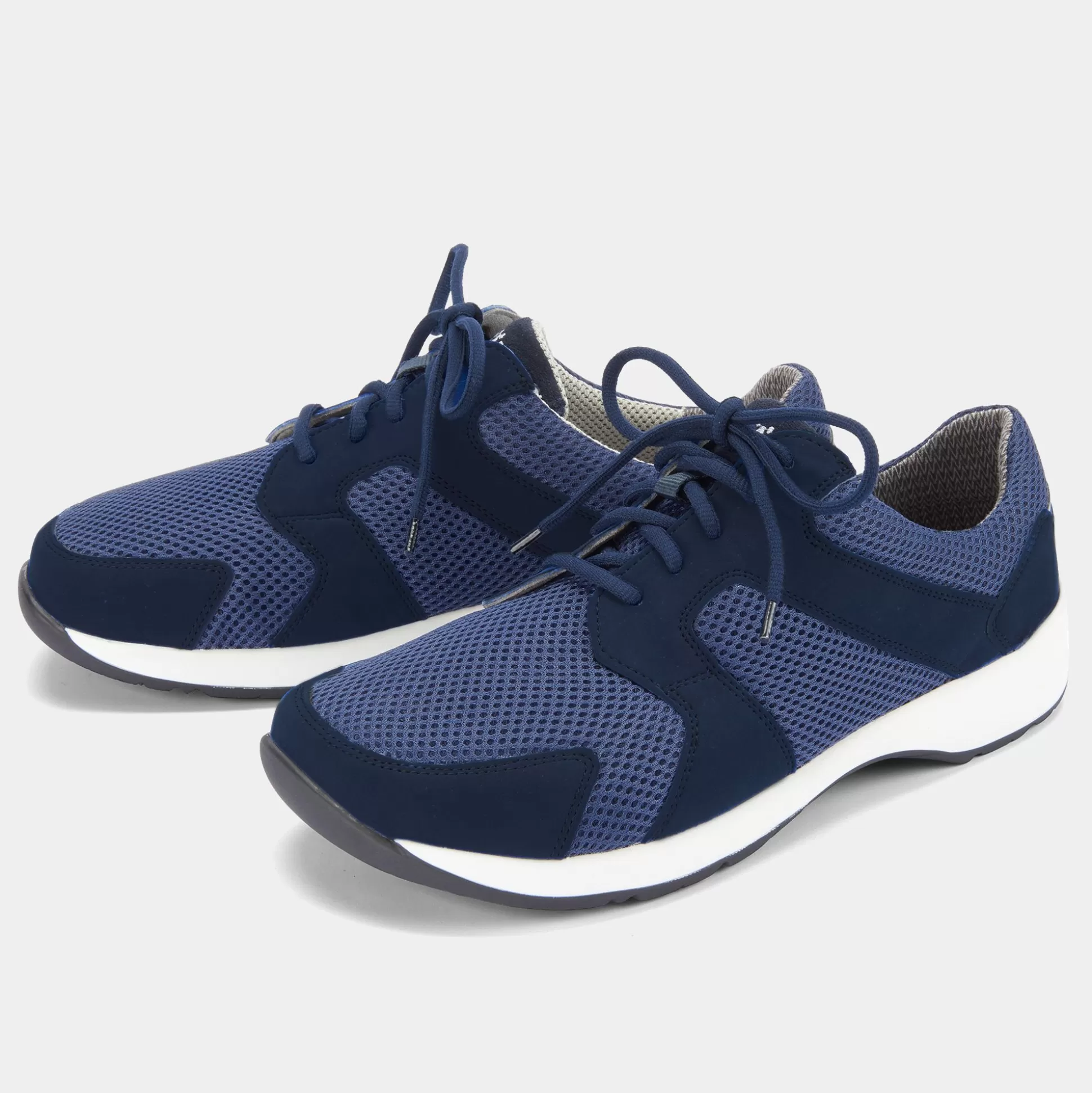 Store Light Impulsion Men Hiking And Sports Shoes